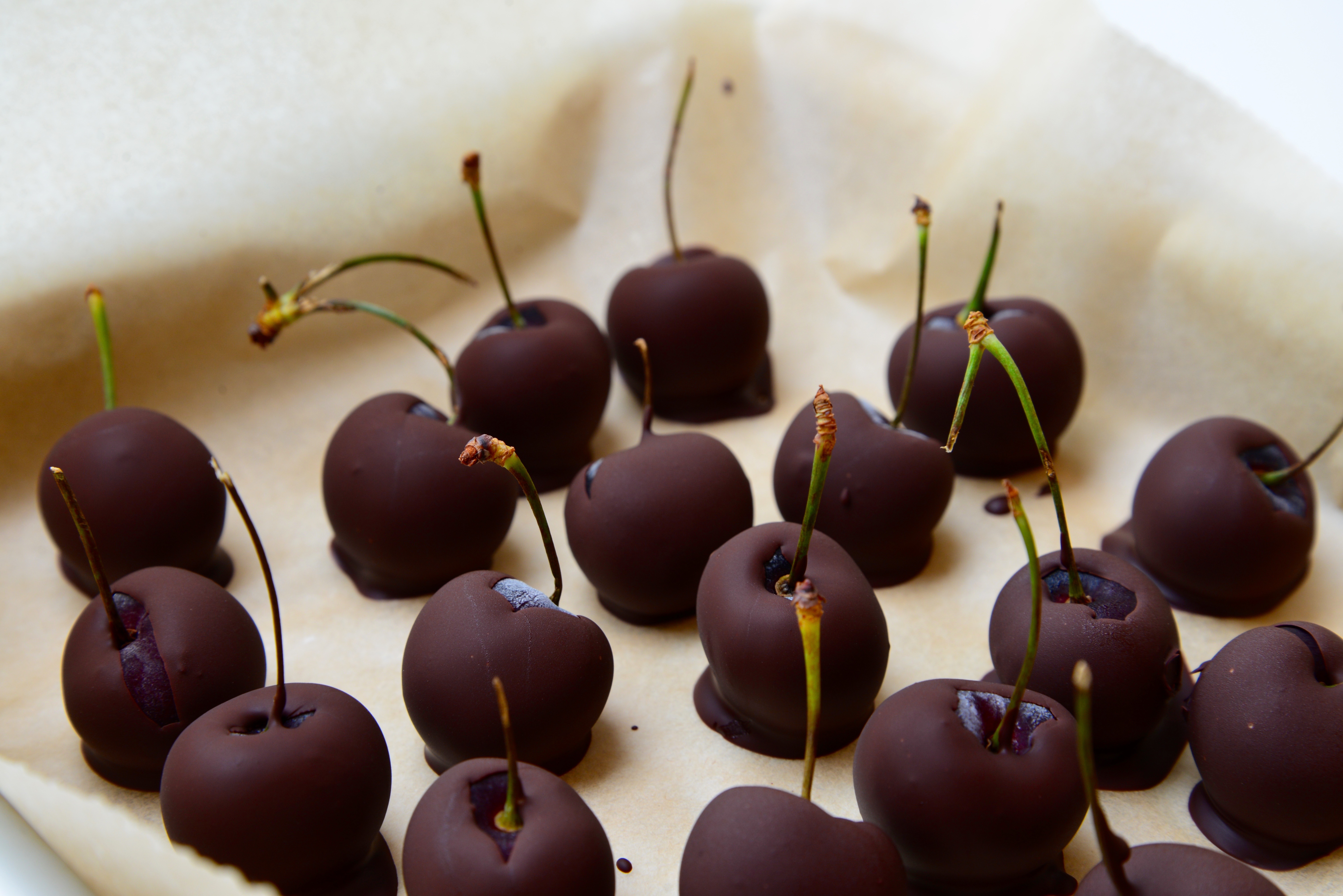 chocolatecherries1